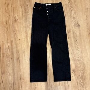 Levi's Women's Black Straight Leg Jeans